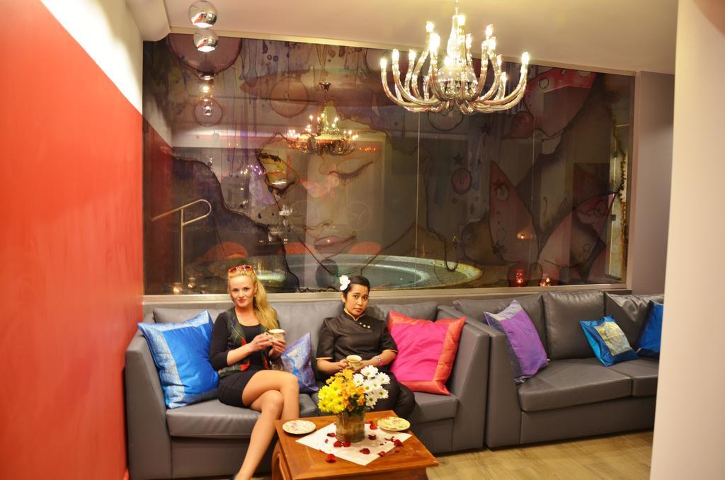 Hotel Azalia & Spa เนียโปโลมิเซ ภายนอก รูปภาพ